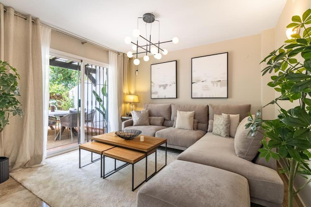 Unique Townhouse In Front Of Puerto Banus Apartment Марбеля Екстериор снимка