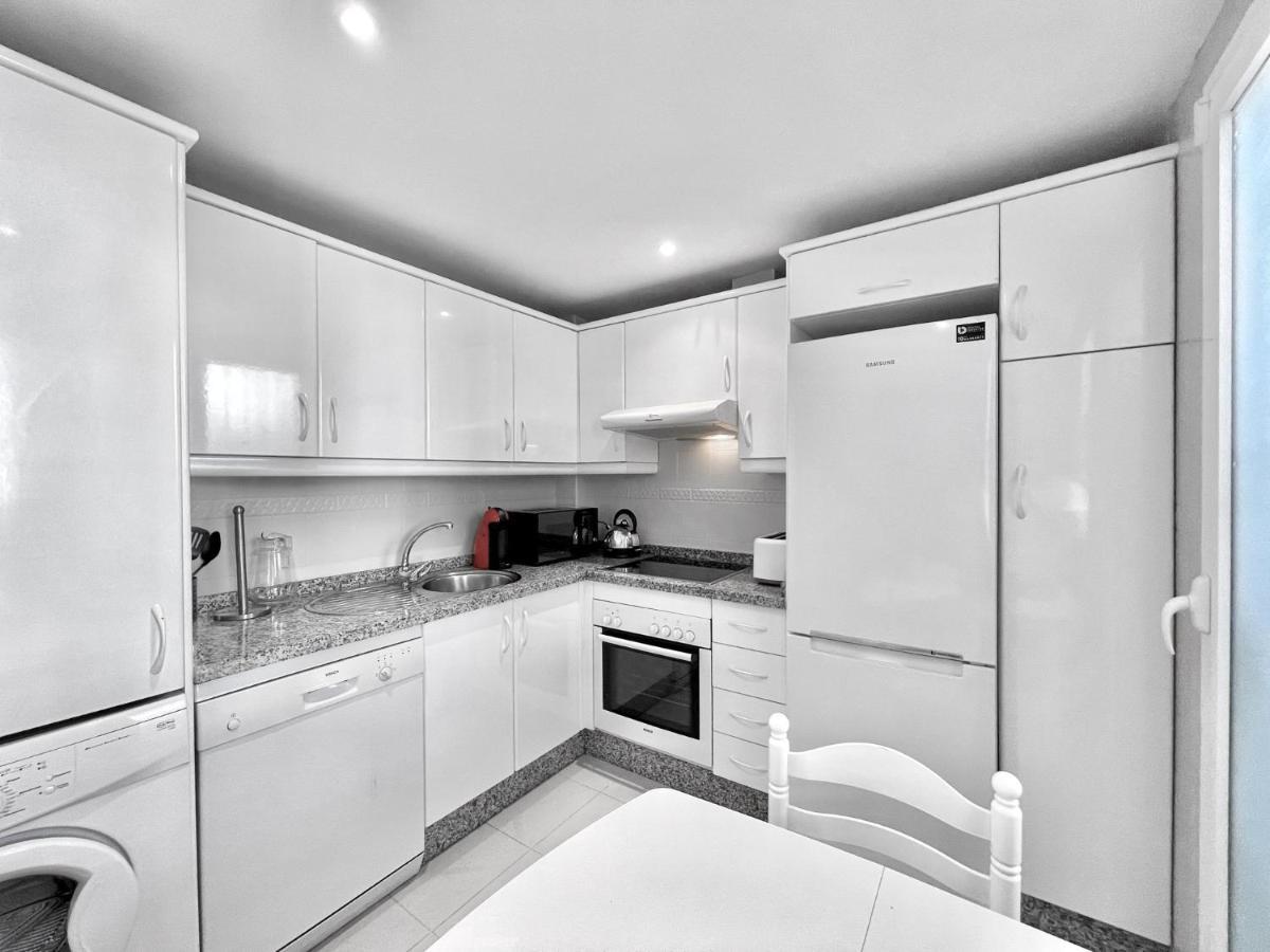 Unique Townhouse In Front Of Puerto Banus Apartment Марбеля Екстериор снимка