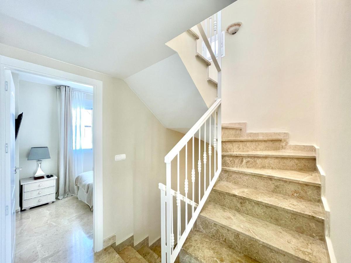 Unique Townhouse In Front Of Puerto Banus Apartment Марбеля Екстериор снимка